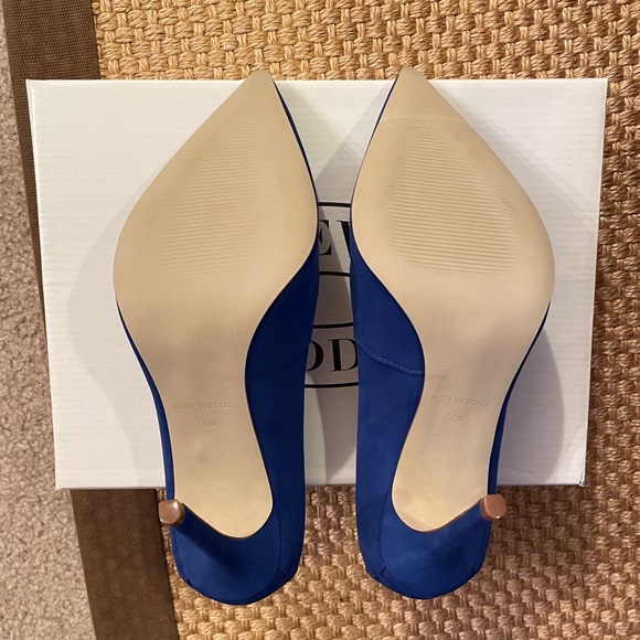 🆕Blue Nubuck Pumps - Picture 6 of 8